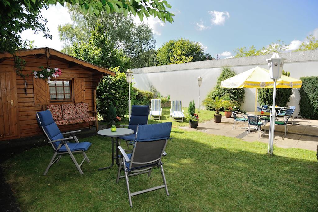 Hotel Zur Therme Erwitte Exterior photo
